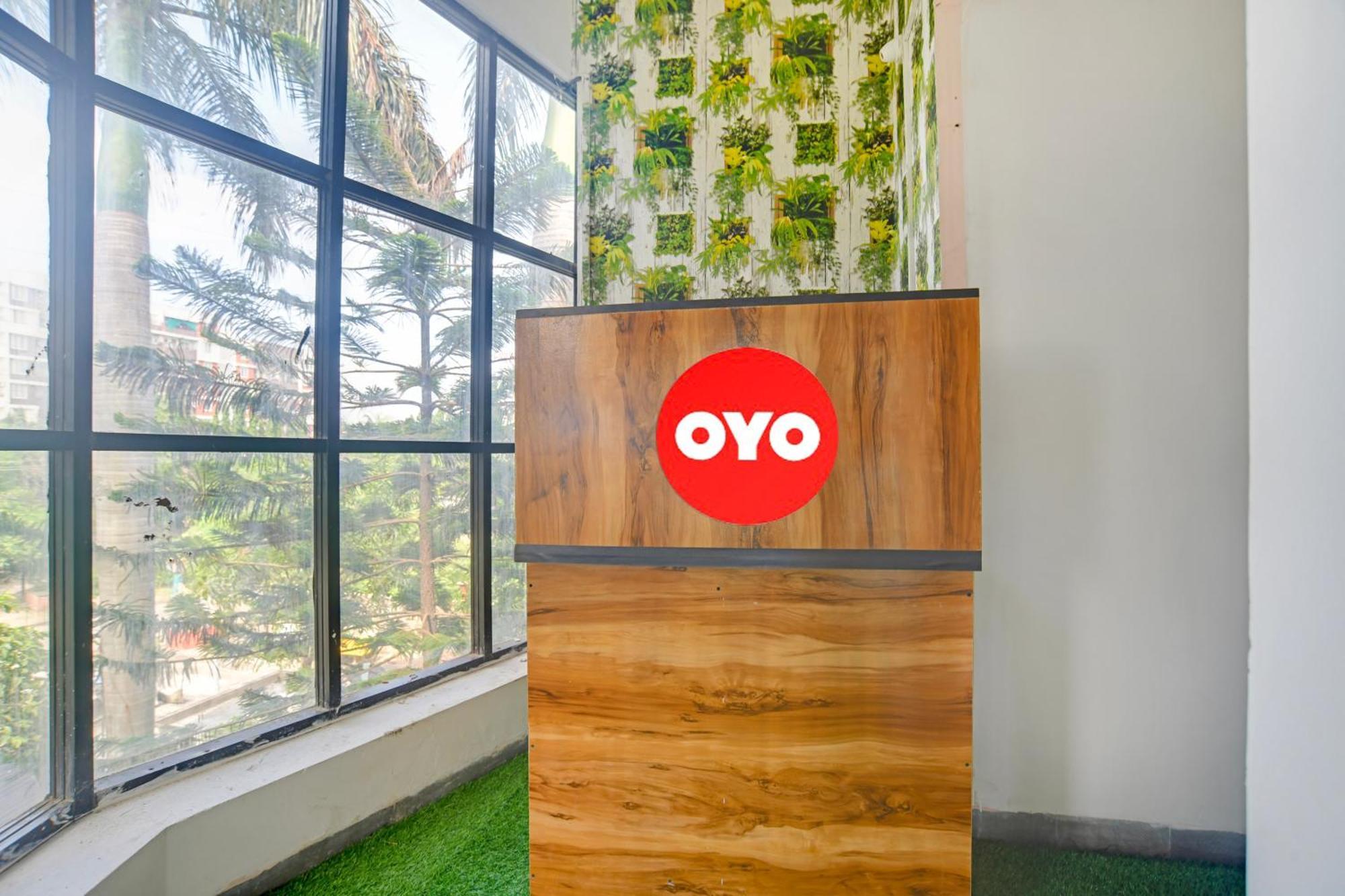 Oyo Flagship Hotel Shree United Indaur Exteriér fotografie